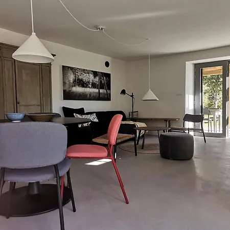 Semesterbostad Milaella