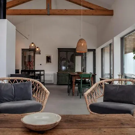 Semesterbostad Milaella *